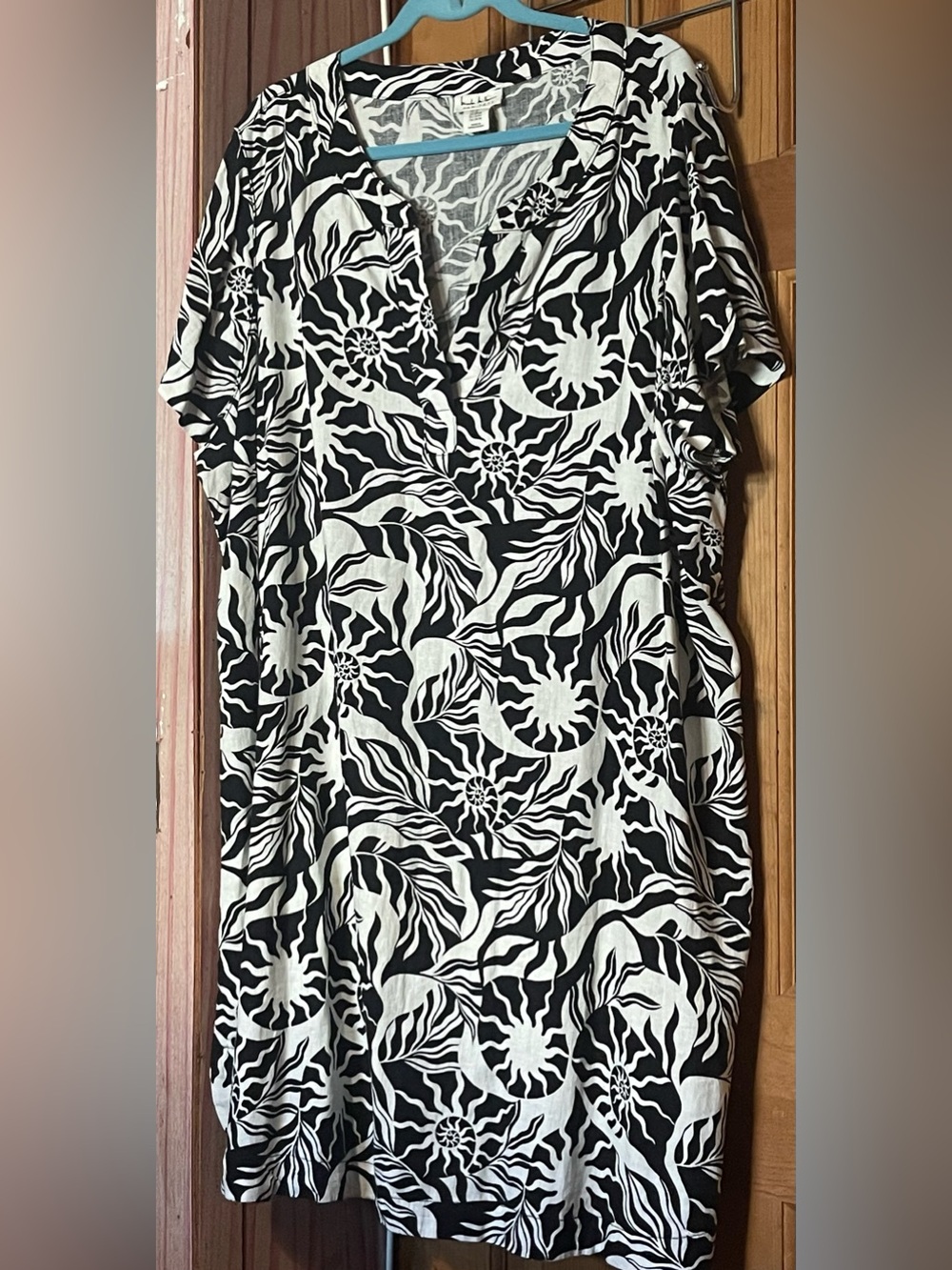 Nicole Miller Plus Size 3X Black & White Floral Linen Blend Dress – NWT